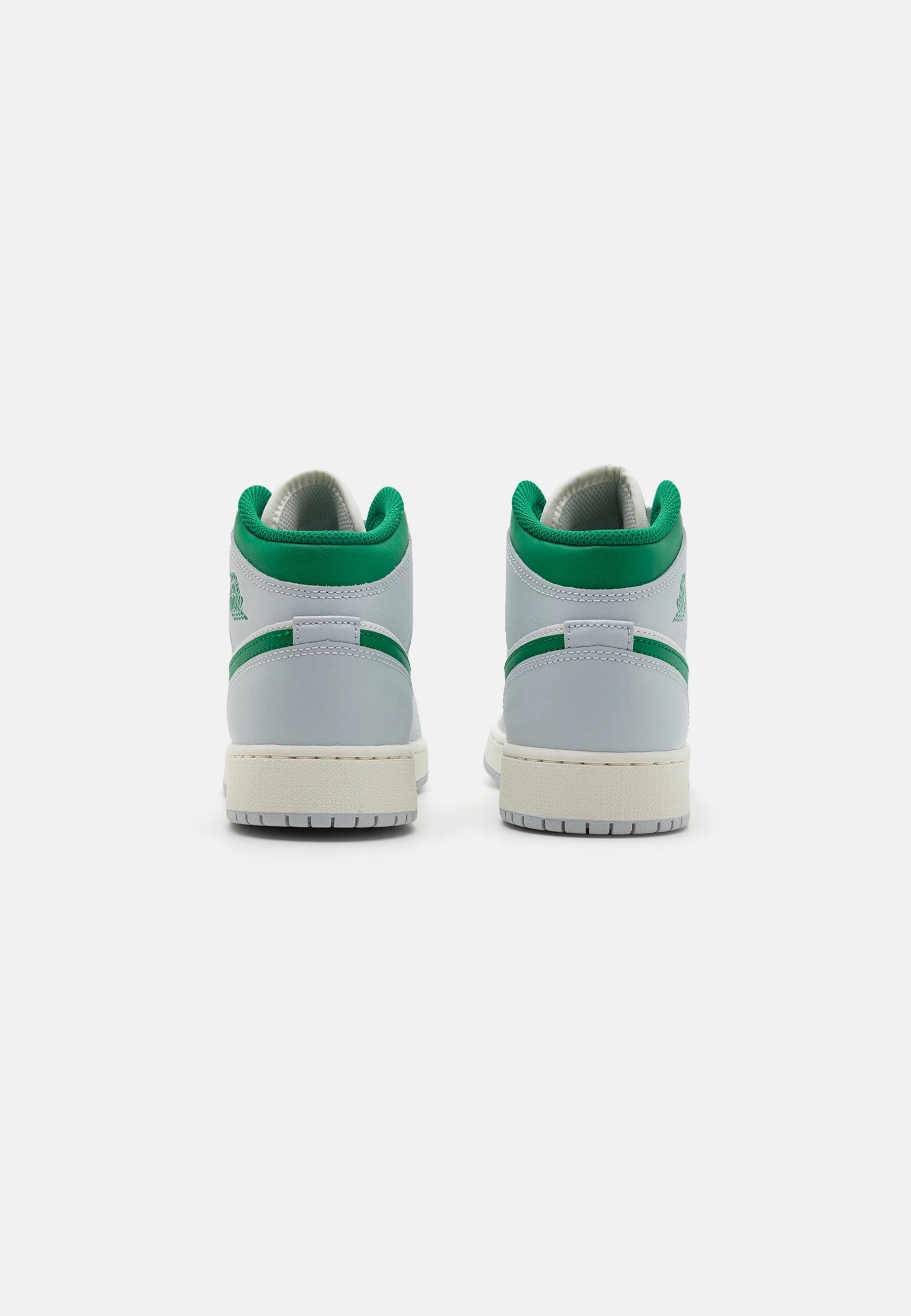 Jordan 1 mid Pine green