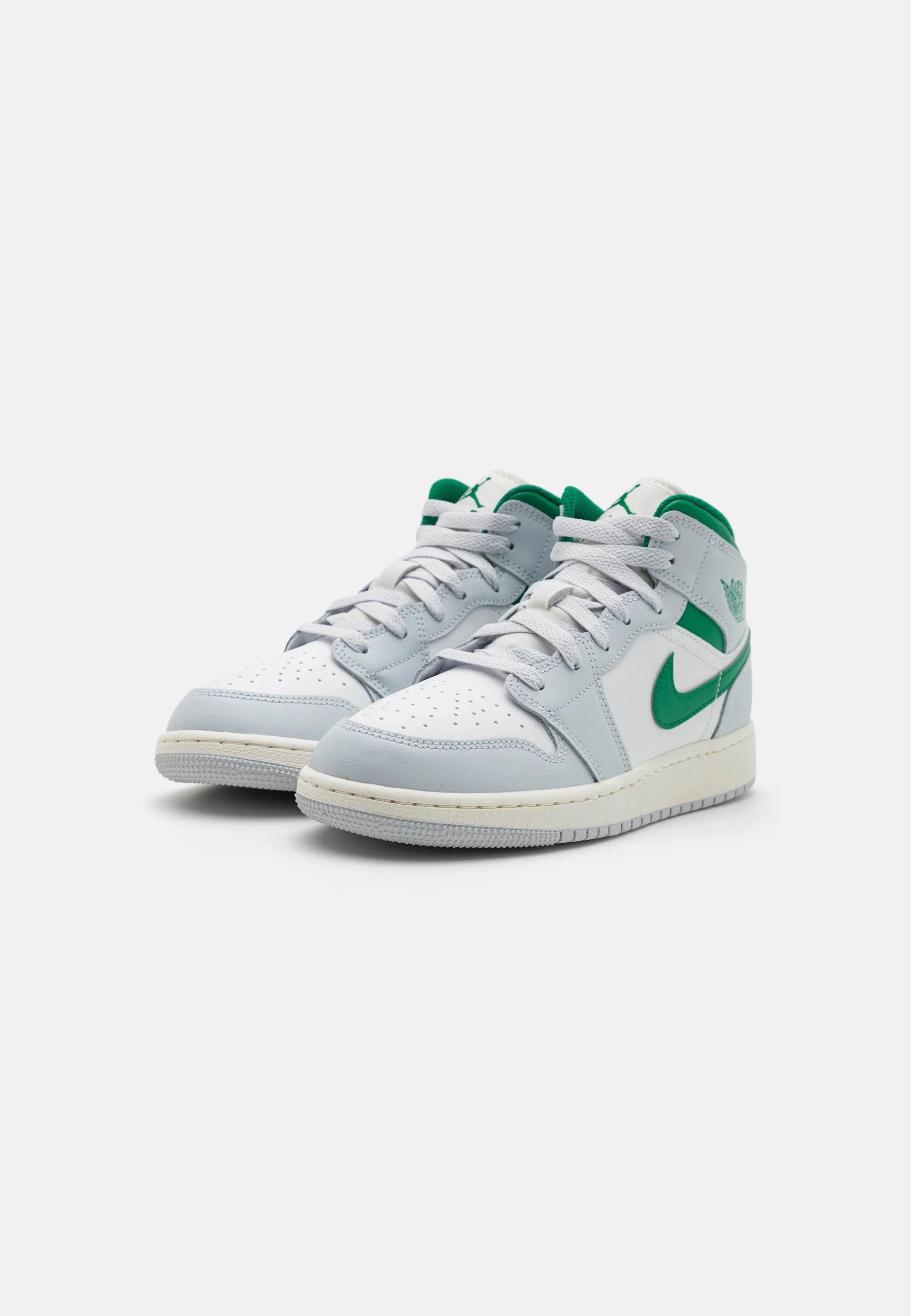 Jordan 1 mid Pine green