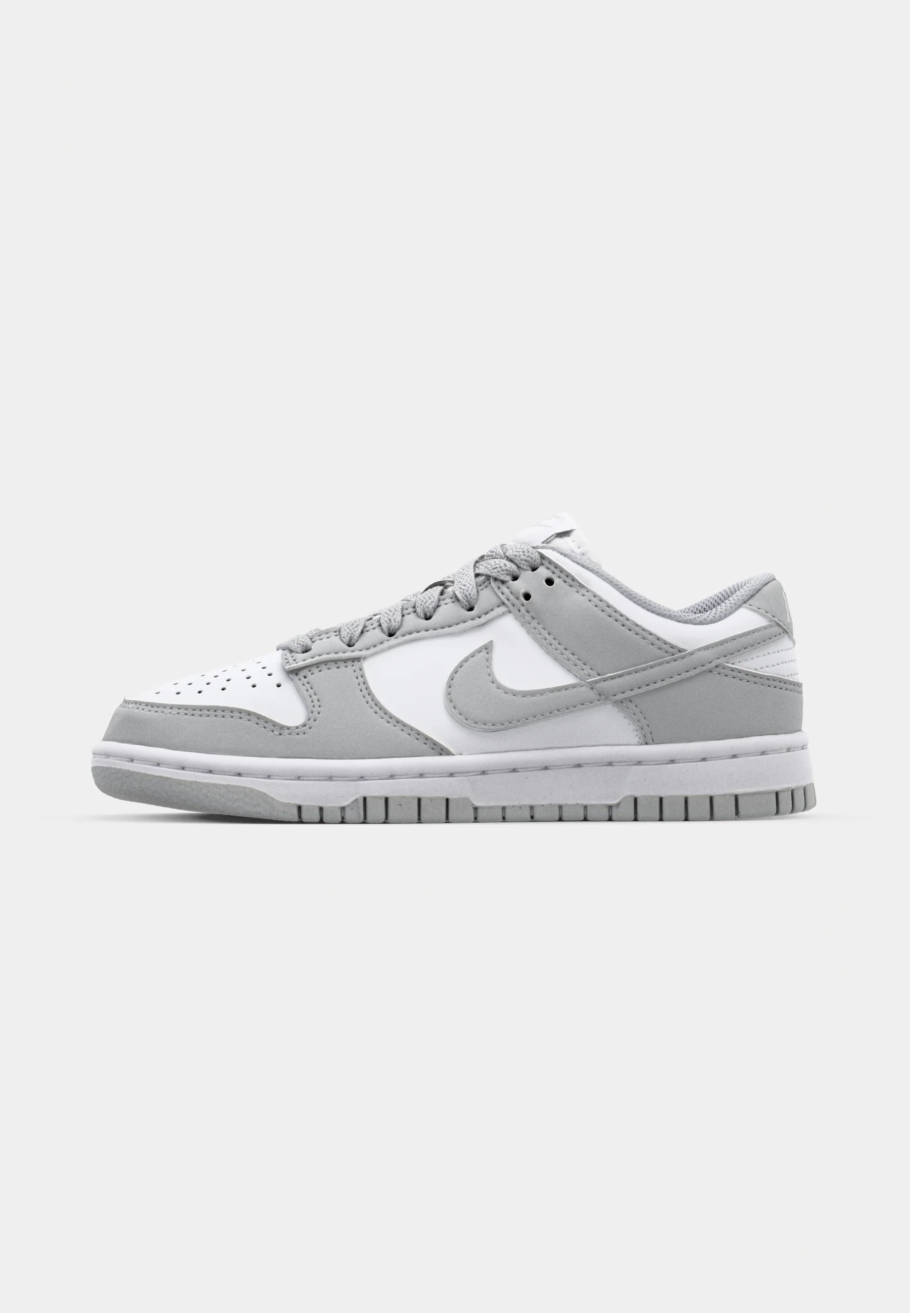 Dunk low ”smoke grey”