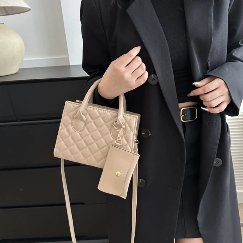 Wide Strap Diamond Bag – style without the stress 
