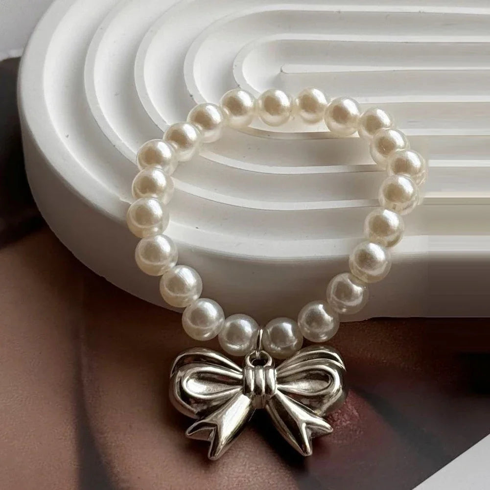 Pearl necklace for collectible figure - cute accessory in metal and plush style